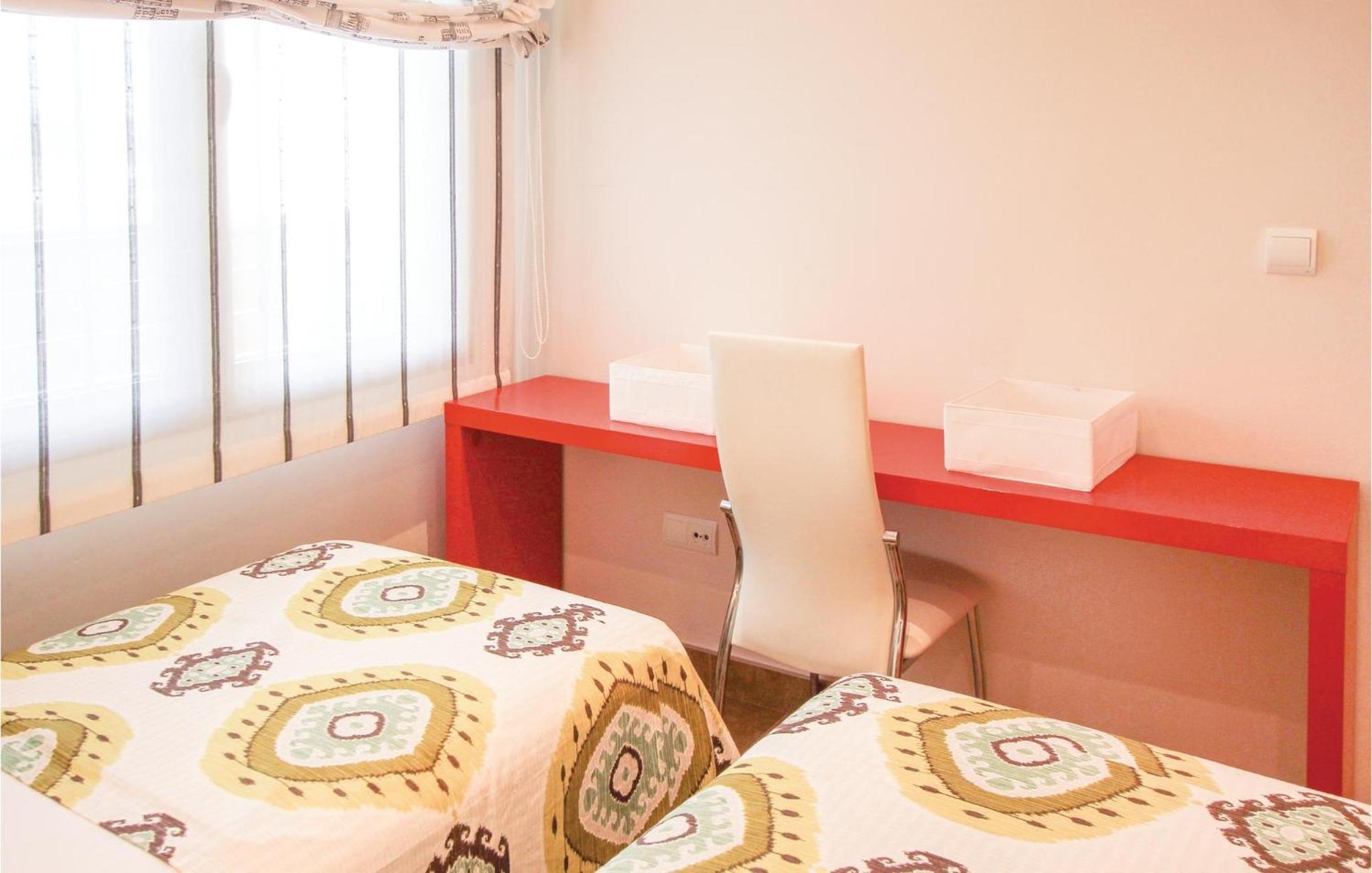 Gorgeous Apartment In El Campello With Wifi ภายนอก รูปภาพ